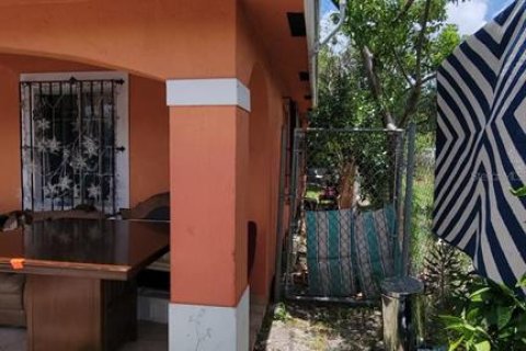 Propiedad comercial en venta en Miami, Florida, 4 dormitorios, 156.08 m2 № 220359 - foto 20