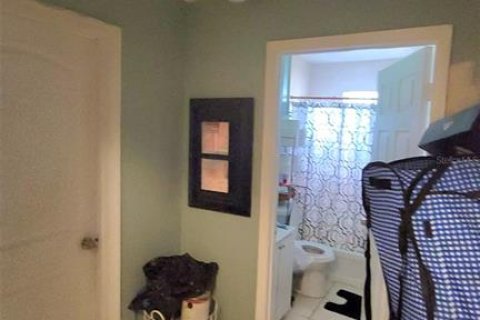 Propiedad comercial en venta en Miami, Florida, 4 dormitorios, 156.08 m2 № 220359 - foto 15