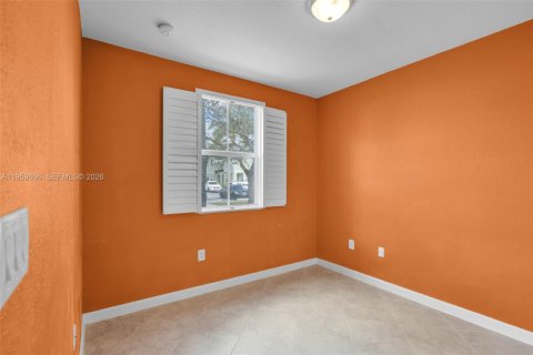 Adosado en venta en Homestead, Florida, 3 dormitorios, 106.93 m2 № 2023437 - foto 11