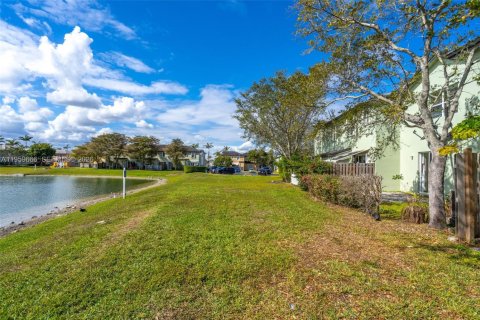 Adosado en venta en Homestead, Florida, 3 dormitorios, 106.93 m2 № 2023437 - foto 21