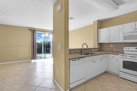 Adosado en venta en Homestead, Florida, 3 dormitorios, 106.93 m2 № 2023437 - foto 3