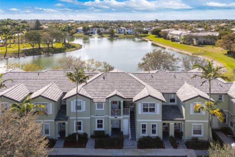 Adosado en Homestead, Florida 3 dormitorios, 106.93 m2 № 2023437