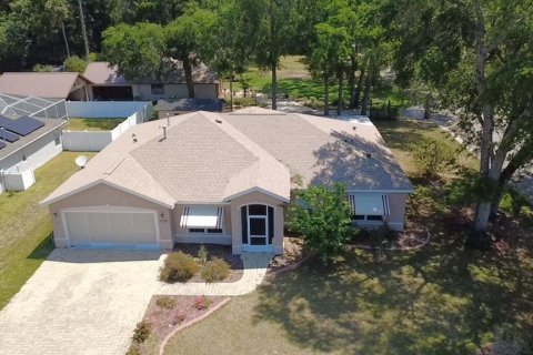 House in Ocala, Florida 3 bedrooms, 227.52 sq.m. № 2115528 - photo 11