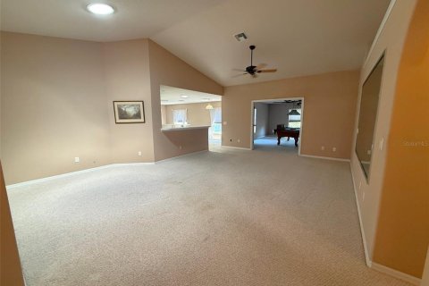 House in Ocala, Florida 3 bedrooms, 227.52 sq.m. № 2115528 - photo 13