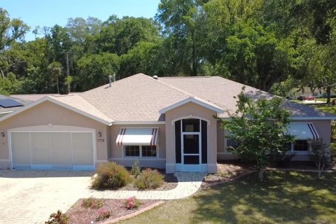 Casa en Ocala, Florida 3 dormitorios, 227.52 m2 № 2115528