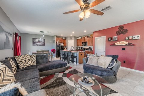 House in Ruskin, Florida 4 bedrooms, 174.66 sq.m. № 1259658 - photo 9