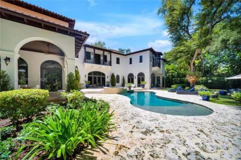 Casa en venta en Miami, Florida, 7 dormitorios, 622.63 m2 № 2076588 - foto 9
