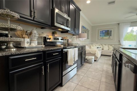 Townhouse in Riverview, Florida 3 bedrooms, 146.41 sq.m. № 1899541 - photo 8