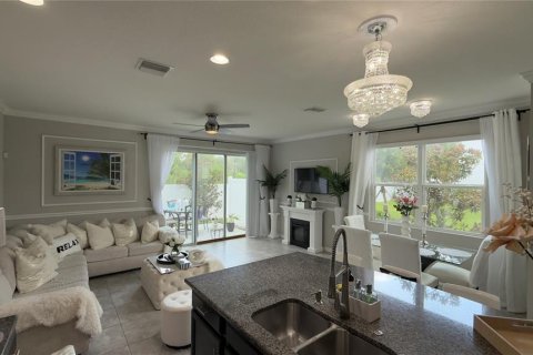 Townhouse in Riverview, Florida 3 bedrooms, 146.41 sq.m. № 1899541 - photo 5