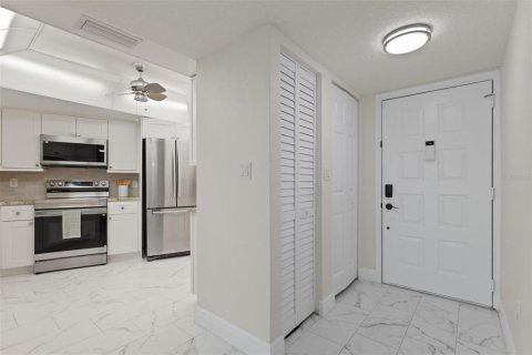 Condominio en venta en Saint Petersburg, Florida, 2 dormitorios, 130.53 m2 № 2098376 - foto 22
