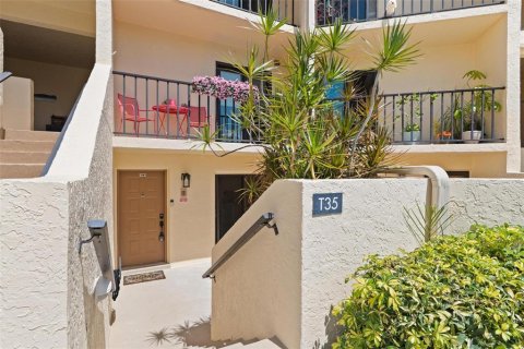 Condominio en venta en Saint Petersburg, Florida, 2 dormitorios, 130.53 m2 № 2098376 - foto 3