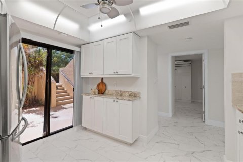 Condominio en venta en Saint Petersburg, Florida, 2 dormitorios, 130.53 m2 № 2098376 - foto 6