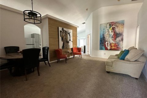 Снять в аренду виллу или дом в Киссимми, Флорида 2 комнаты, 157.38м2, № 2113856 - фото 6
