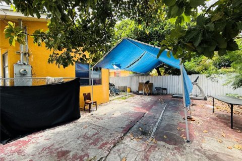House in Miami, Florida 3 bedrooms, 114.08 sq.m. № 1836397 - photo 7