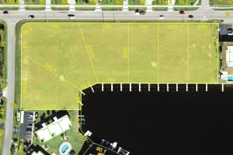 Land in Punta Gorda, Florida № 1400619 - photo 1