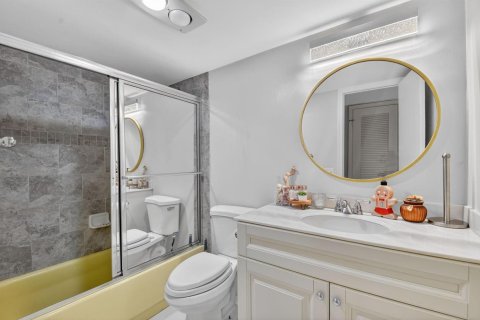 Condominio en venta en Lake Worth, Florida, 2 dormitorios, 90.86 m2 № 2182434 - foto 26
