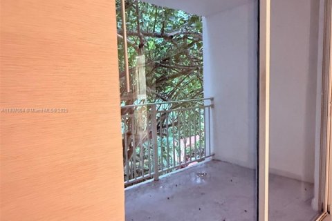 Condominio en venta en Miami, Florida, 1 dormitorio, 67.17 m2 № 1948423 - foto 8