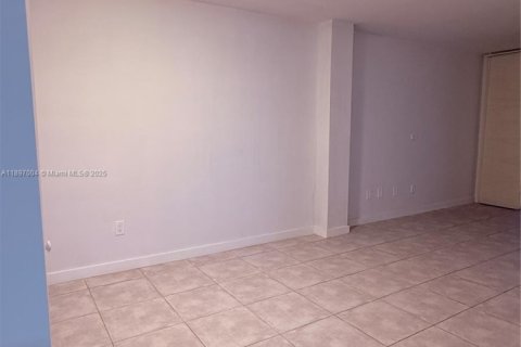 Condominio en venta en Miami, Florida, 1 dormitorio, 67.17 m2 № 1948423 - foto 6