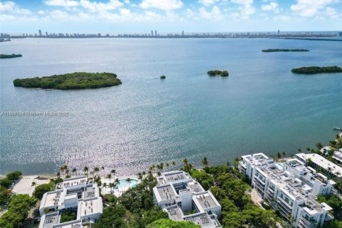 Condominio en venta en Miami, Florida, 1 dormitorio, 67.17 m2 № 1948423 - foto 25