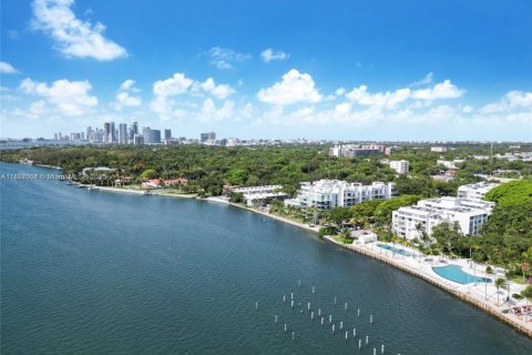 Condominio en venta en Miami, Florida, 1 dormitorio, 67.17 m2 № 1948423 - foto 19