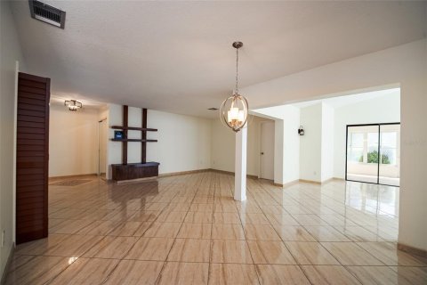 Villa ou maison à vendre à Orlando, Floride: 2 chambres, 159.98 m2 № 2285564 - photo 7