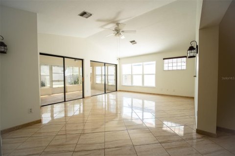 Villa ou maison à vendre à Orlando, Floride: 2 chambres, 159.98 m2 № 2285564 - photo 8