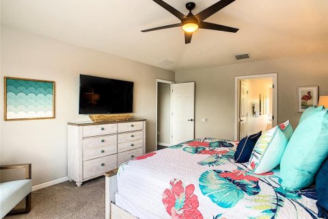 Casa en venta en Kissimmee, Florida, 6 dormitorios, 261.24 m2 № 2091738 - foto 26