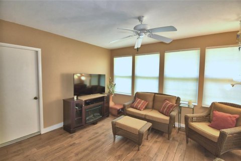 House in Lakeland, Florida 2 bedrooms, 125.42 sq.m. № 2215378 - photo 20