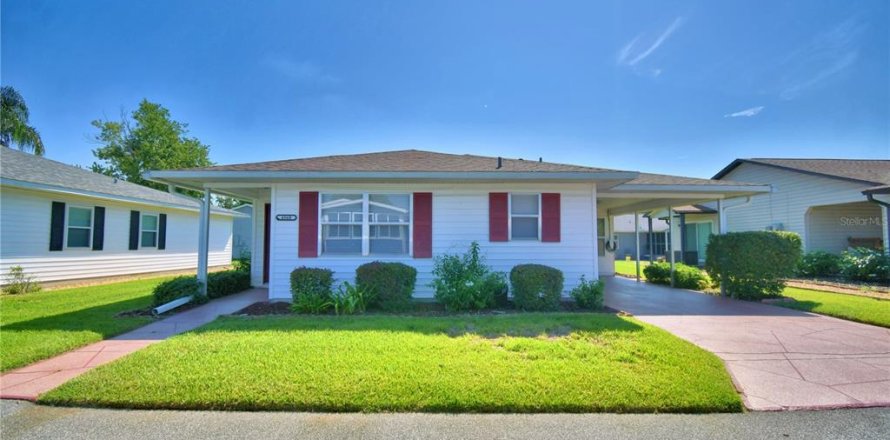 House in Lakeland, Florida 2 bedrooms, 125.42 sq.m. № 2215378