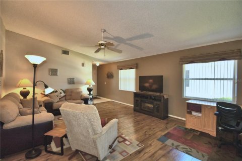 House in Lakeland, Florida 2 bedrooms, 125.42 sq.m. № 2215378 - photo 9