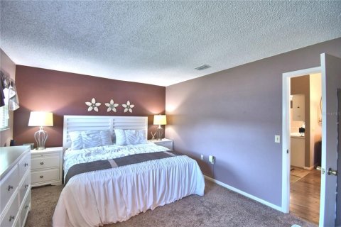 House in Lakeland, Florida 2 bedrooms, 125.42 sq.m. № 2215378 - photo 26
