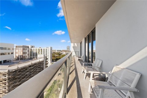 Condo in Aventura, Florida, 2 bedrooms № 2090040 - photo 6
