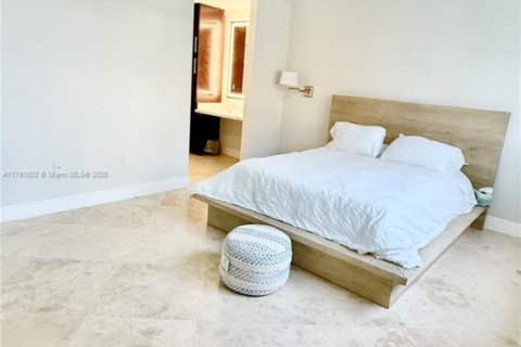 Copropriété à louer à North Miami Beach, Floride: 3 chambres, 129.6 m2 № 1980451 - photo 19