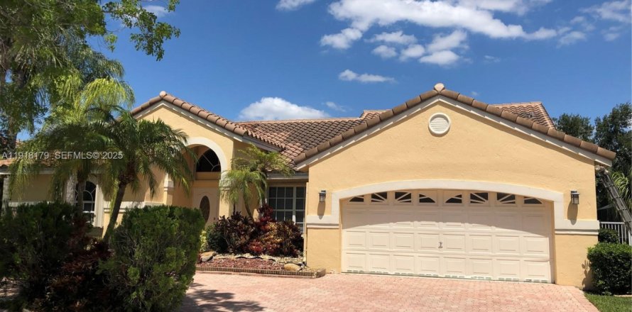 Villa ou maison à Weston, Floride 4 chambres, 217.95 m2 № 1983701