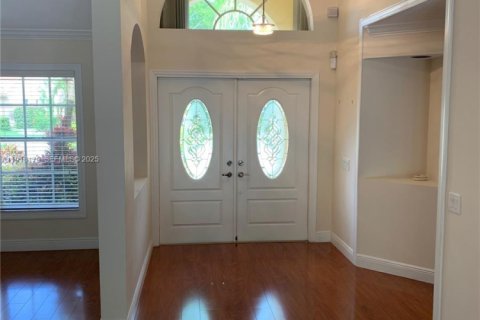 Villa ou maison à louer à Weston, Floride: 4 chambres, 217.95 m2 № 1983701 - photo 3