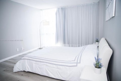 Copropriété à louer à Aventura, Floride: 1 chambre, 68.84 m2 № 2016504 - photo 7