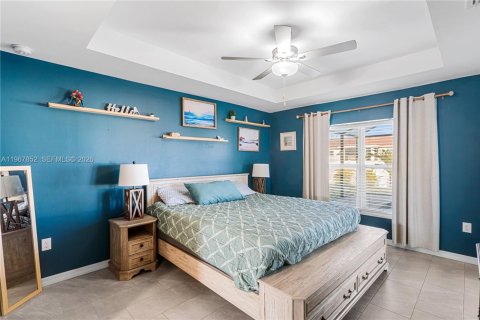 Casa en venta en Cape Coral, Florida, 4 dormitorios, 149.94 m2 № 2032501 - foto 29