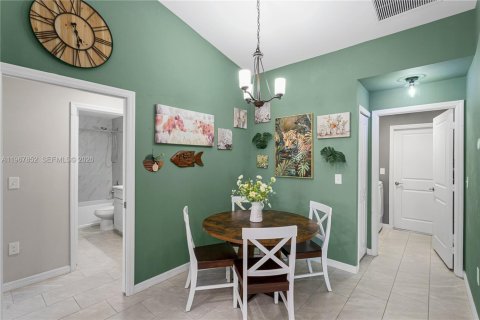 Casa en venta en Cape Coral, Florida, 4 dormitorios, 149.94 m2 № 2032501 - foto 26