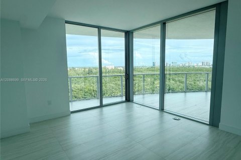 Condo in North Miami, Florida, 3 bedrooms  № 2401280 - photo 22