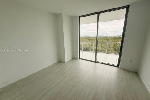 Condo in North Miami, Florida, 3 bedrooms  № 2401280 - photo 10