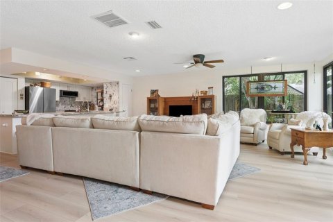 Casa en venta en New Port Richey, Florida, 3 dormitorios, 165.92 m2 № 2277198 - foto 13