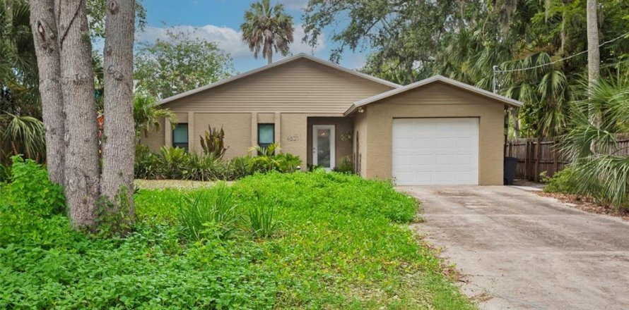 Casa en New Port Richey, Florida 3 dormitorios, 165.92 m2 № 2277198