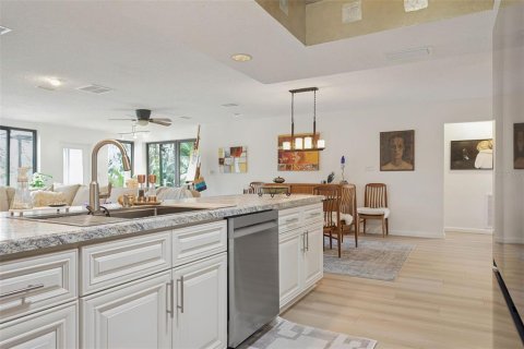 Casa en venta en New Port Richey, Florida, 3 dormitorios, 165.92 m2 № 2277198 - foto 9