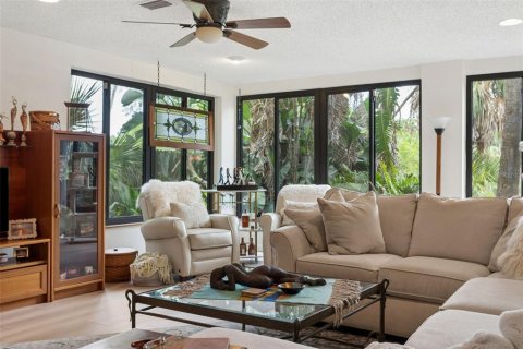 Casa en venta en New Port Richey, Florida, 3 dormitorios, 165.92 m2 № 2277198 - foto 14