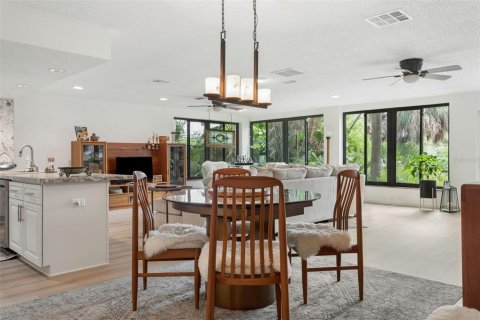 Casa en venta en New Port Richey, Florida, 3 dormitorios, 165.92 m2 № 2277198 - foto 6