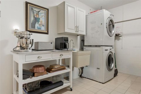 Casa en venta en New Port Richey, Florida, 3 dormitorios, 165.92 m2 № 2277198 - foto 23