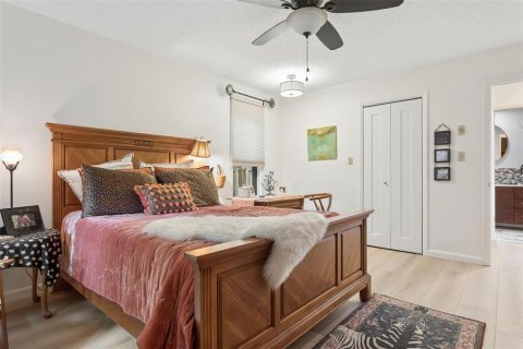 Casa en venta en New Port Richey, Florida, 3 dormitorios, 165.92 m2 № 2277198 - foto 17