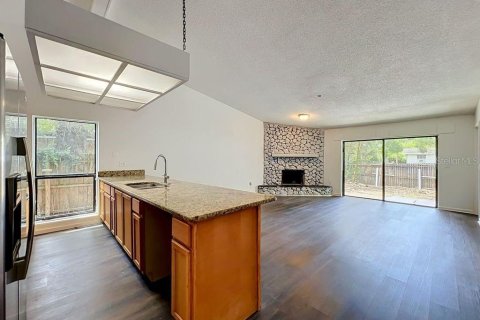 Duplex in Orlando, Florida 3 bedrooms, 128.76 sq.m. № 2214790 - photo 10
