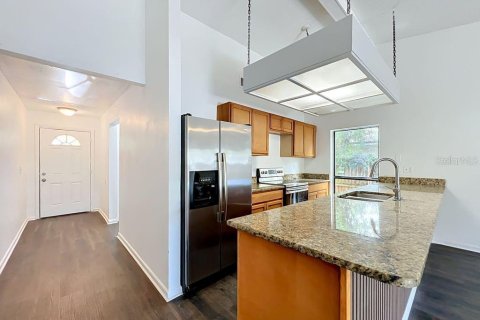 Duplex in Orlando, Florida 3 bedrooms, 128.76 sq.m. № 2214790 - photo 16