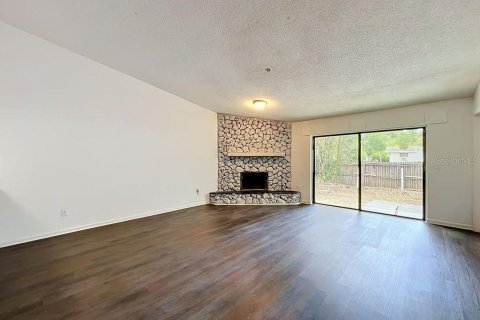 Duplex in Orlando, Florida 3 bedrooms, 128.76 sq.m. № 2214790 - photo 21